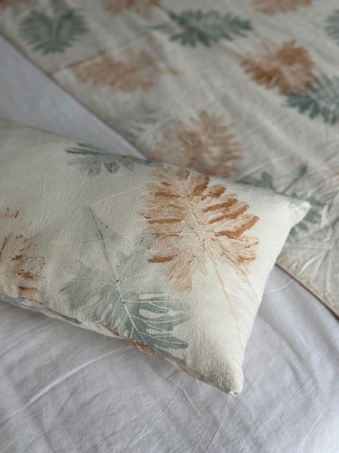 Almohadones y pie de cama- Modelo Miami