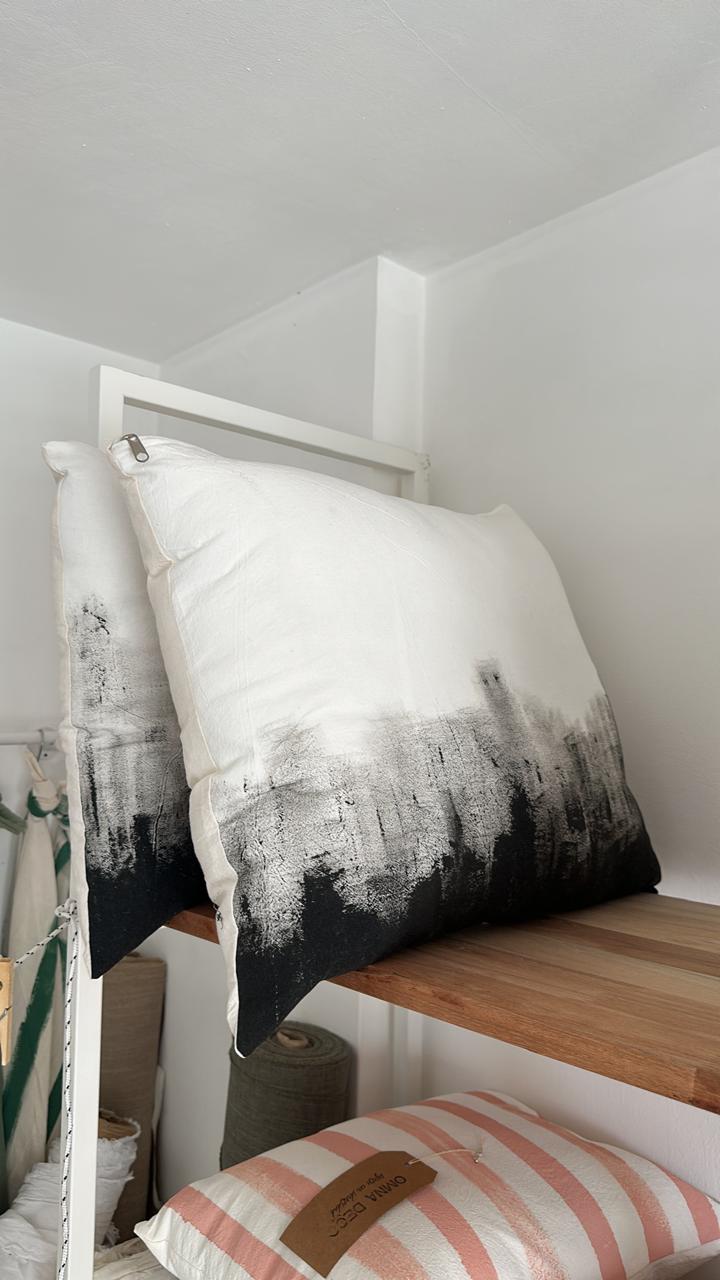 Almohadón Skyline- off white