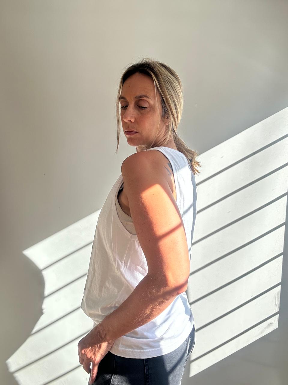 Musculosa Silver- gris - Imagen 5